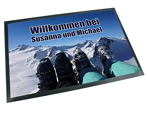 Unikatolo Fußmatte Ski Schuhe Name oder Wunschtext, Après-Ski, Der Berg Ruft, Wintersport, Teppich (60 x 40 cm) von Unikatolo