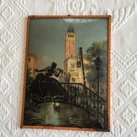 Vintage Glas Silhouette Schattenmalerei Auf Gewölbten Glas. Dame Brücke in Venedig Über Wasser Mit Blumen Und Laterne von VeryVictorianStudio
