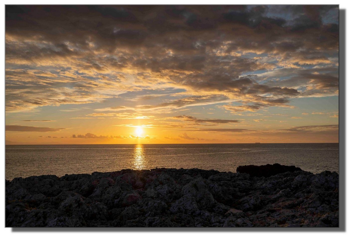 Victor (Zenith) Acrylglasbild Acrylglasbild Sonnenuntergang am Meer" - Größe: 60 x 90 cm, Landschaften, in 60x90 cm, Glasbilder Meer, Bilder Strand Landschaft" von Victor (Zenith)