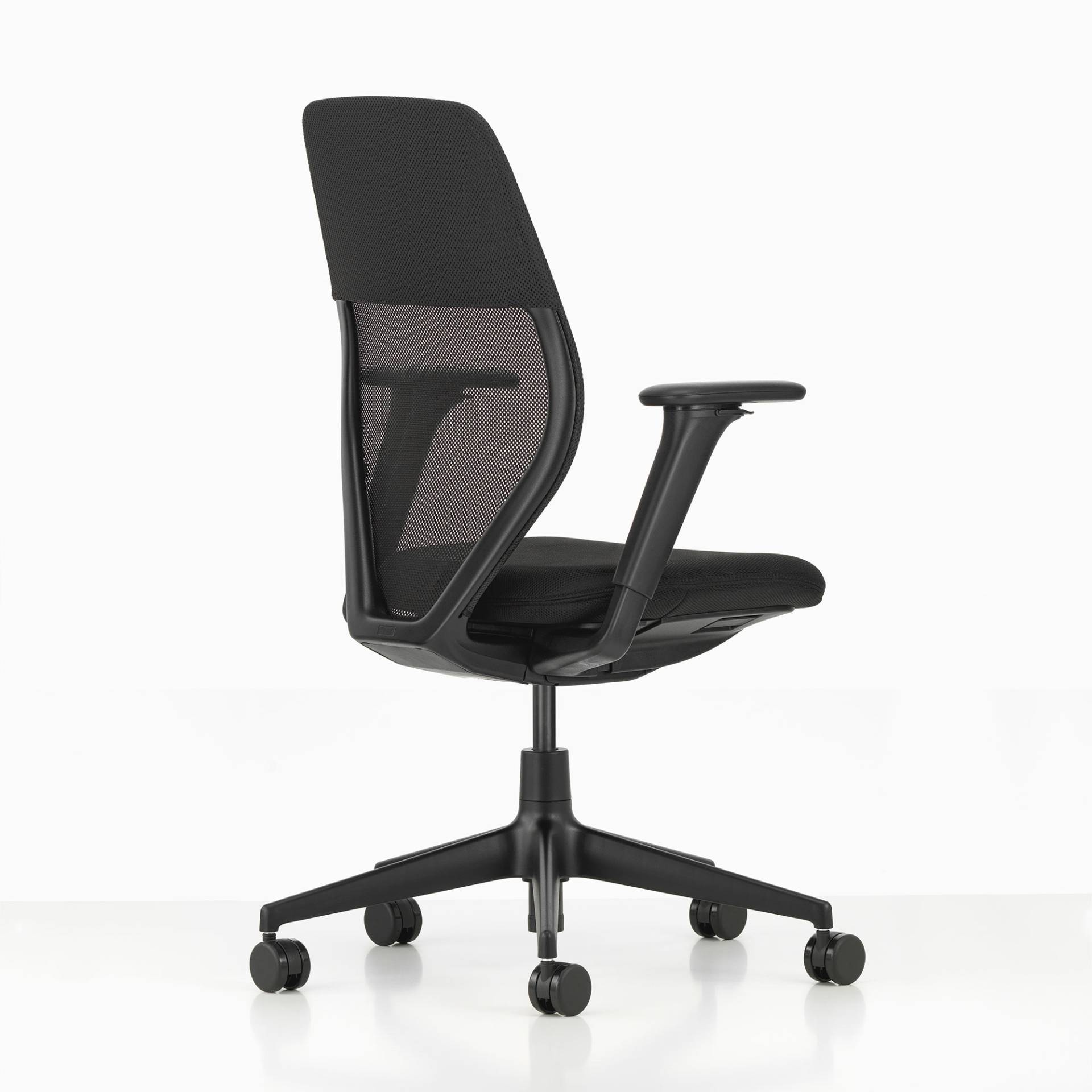 Vitra - ACX Light Bürostuhl - nero/Rückenlehne X Net (100% Polyester)/Sitzfläche Silk Mesh (67% Polyester, 33% Polyamid)/mit Sitztiefenverstellung,... von Vitra