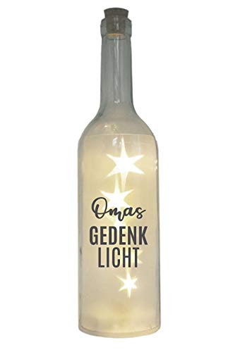 WB wohn trends LED-Flasche mit Motiv, Omas Gedenk-Licht, grau, 29cm, Flaschen-Licht Glitzer-Flasche Leuchtflasche Lampe mit Text Spruch Trauer-Licht von WB wohn trends