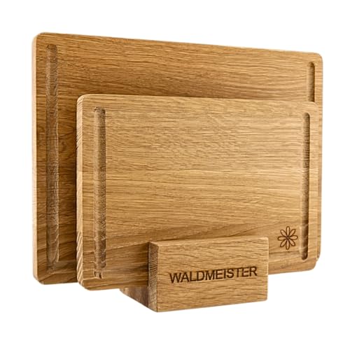 Waldmeister Schneidebrett 2er Set aus massiver Eiche (33x24/26x18cm) - Eichenbrett mit Saftrille - Holzbrettset mit passender Halterung - perfekt für deine Küche von Waldmeister
