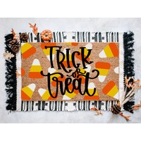 Candy Corn Halloween Türmatte, Outdoor Coir Veranda Dekor, Herbst Willkommen Lustige Trick Or Treat von WelcomeIshDoormats