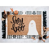 Geister Halloween Türmatte, Outdoor Coir Veranda Dekor, Herbst Willkommen Lustige Hey Boo Türmatte von WelcomeIshDoormats