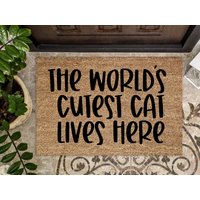 Lustige Katzen-Türmatte, Coir-Türmatte, Wohndeko - Geschenk, Neues Zuhause Willkommensmatte, Katzengeschenke, Katzenliebhaber Outdoor-Türmatte von WelcomeIshDoormats