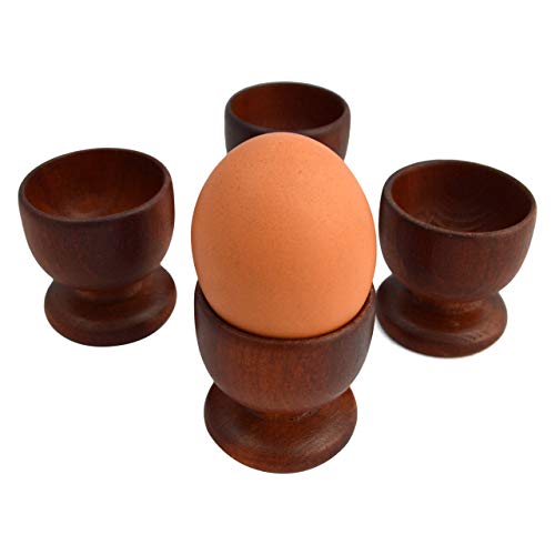 4 braune Eierbecher aus Holz von Wooden World