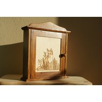 Schlüsselkasten Aus Holz, Schlüsselorganisator Rustikaler Schlüsselkasten, Schlüsselaufhänger, Fuchskasten, Pyrographiekasten, Wandschlüsselkasten von WoodenstoriesArt