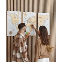 Weltkarte Wand Kunst 5Th Jahrestag Geschenk, Push Pin Wandbehang, 3 Stück Reise Karte Set, Stilvolle Holz Wohnung Dekor von WoodyWoodUA