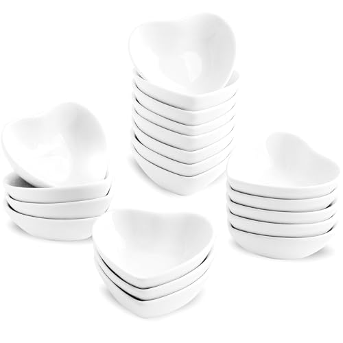 XINLTC Herzförmiges Keramik Dip Schüsseln Set von 20, 1 Oz Saucenschalen, Sojasauce Gerichte, Mini Schüsseln für Charcuterie Board Sushi, BBQ, Gewürze, Vorspeisen, Fingerfood Gewürzschalen von XINLTC