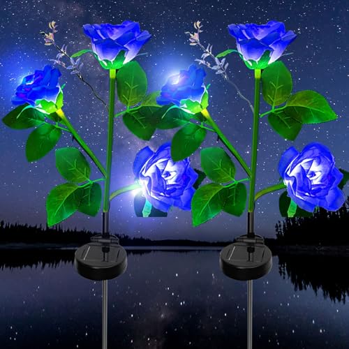 XVZ Solarleuchten Garten Dekoration, 2 Stück Außen Garten LED Rose Lampe mit größerer Blume und Breiterem Wasserdichte Solarpanel, Dekoration Gartenleuchte für Garten, Zäune, Wege, Terrassen(Blau) von XVZ