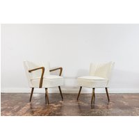 Paar Weiße Creme Boucle Cocktail Stühle, 1950Er Jahre von YESRETROeu