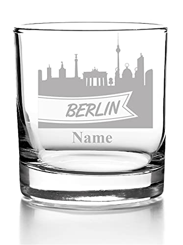 Whiskyglas mit Gravur, Personalisiert mit Namen Geschenk für Männer Whiskeyglas Fußball Skyline Berlin von aina