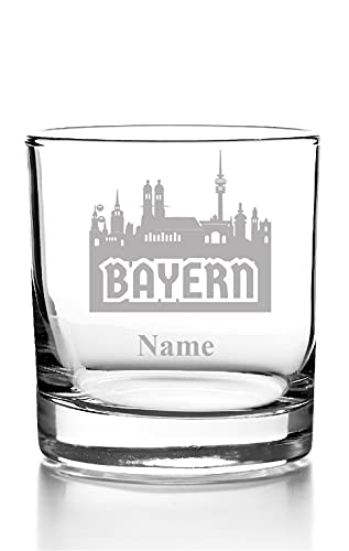 Whiskyglas mit Gravur, Personalisiert mit Namen Geschenk für Männer Whiskeyglas Fußball Skyline München von aina