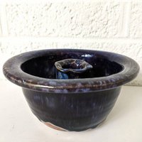 Vintage Smoky Mountain Keramik Blumen Frosch Vase Schale | Nachtblau Und Lila von archipel32