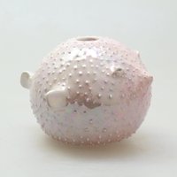 Kugelfisch Vase, Opalisierend, Irisierender Effekt, Keramikvase von coceramicsstudio