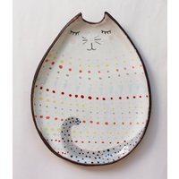 Verschlafene Katze - Süße Handgemachte Keramikteller, Ringschale, Seifenschale, Löffel Rest Made To Order von coceramicsstudio