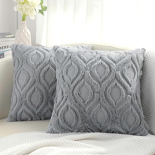 decorUhome 2er Set Wolle Kissenbezug 45x45 cm Weich Plüsch Sofakissen Dekorativ Flauschig Dekokissen Kissenbezüge für Wohnzimmer Schlafzimmer, Hellgrau von decorUhome