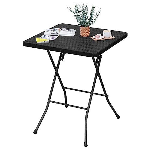 eSituro Klapptisch Gartentisch, Beistelltisch Outdoor, klappbarer Balkontisch Campingtisch Bistrotisch, quadratische Tischplatte in Rattanoptik, Schwarz, 61x73x61 cm SCPT0039 von eSituro