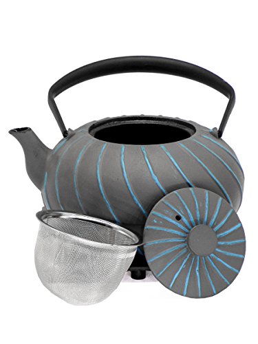 ja-unendlich Teekanne Nami 1,0 Liter grau-hellblau Eisenkanne mit Teesieb und Untersatz - Innen emailliert von ja-unendlich