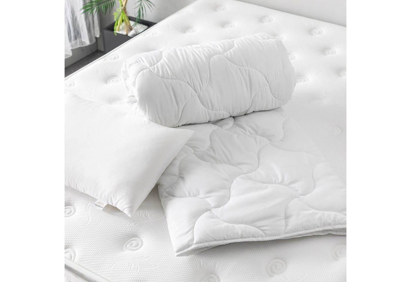 Bettdecke + Kopfkissen, Ideal für Ganzjahreszeiten mit 300 g/m² Füllung, livessa, Bettwaren SET weich und atmungsaktiv von livessa