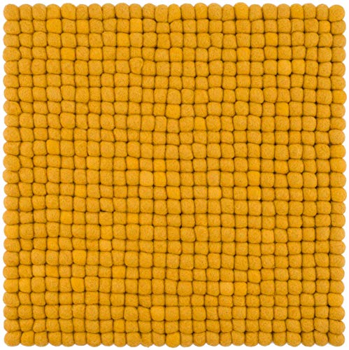 myfelt Filzkugel-Sitzauflage Stuhlauflage - Klara - quadratisch, 36x36 cm, Senfgelb von myfelt