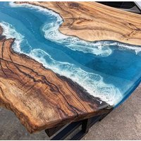 Esszimmer/Küche Bar Tisch Holz Epoxidharz Fluss Einzigartige Live Edge Olive Benutzerdefinierte Zurückgefordert Holzplatte Luxus /Kaffee Sehpa von odunzhomedecor