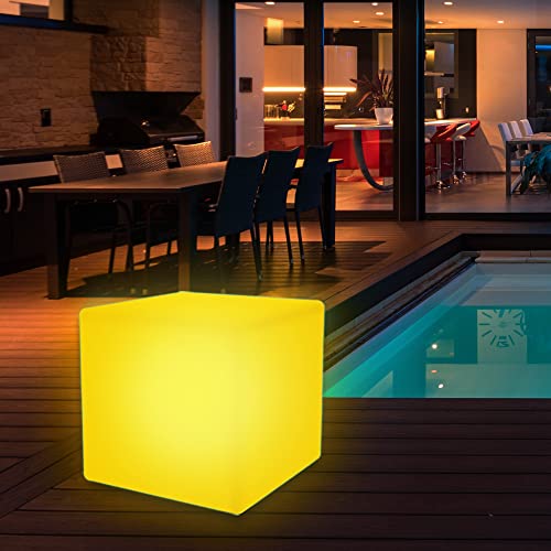 wuuhoo® LED Würfelhocker Kubi mit 16 Farben 20-50cm, wetterfester und dimmbarer LED Würfel mit Fernbedienung, Solar Würfellampe für Drinnen und Draußen, Gartenlampe, Gartenbeleuchtung 20 x 20 x 20 cm von wuuhoo