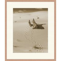 ANY IMAGE Digitaldruck »Wandern in der Wüste«, Rahmen: Buchenholz, natur - braun von ANY IMAGE