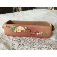 Roseville Keramik Rosa Apfelblüte Rechteck Fenster Übertöpfer/368-8 von AlaCarteCollections