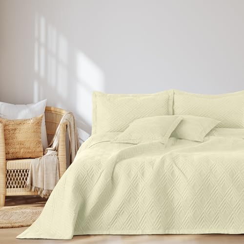 AmeliaHome Tagesdecke 170x270 cm Bettüberwürf zweiseitig Ultrasonic Steppung Polyester Ophelia Creme AmeliaHome Tagesdecke 170x270 cm Bettüberwürf zweiseitig Ultrasonic Steppung Polyester Ophelia Creme von AmeliaHome