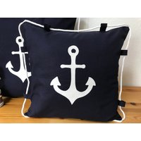 1 Maritime Kissenhülle, Kissenbezug, Landhausstil Kissen, Dekokissen, Anker Blau/Weiß 50x50cm von Ammerkind