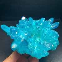 Natürlicher Blauer Regenbogen Titanquarz Cluster, Kristallspitze, Quarz Vug, Mineral Exemplar, Wohndekoration, Reiki Heilung, Kristall Geschenke 1stk von Angelcarving