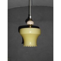 Hübsche Deckenlampe, Flurlampe, 70Er/80Er Jahre, Veb Narva Leuchtenbau Lengefeld Hübsche Deckenlampe, Flurlampe, 70Er/80Er Jahre, Veb Narva Leuchtenbau Lengefeld von AntikDekoVintage