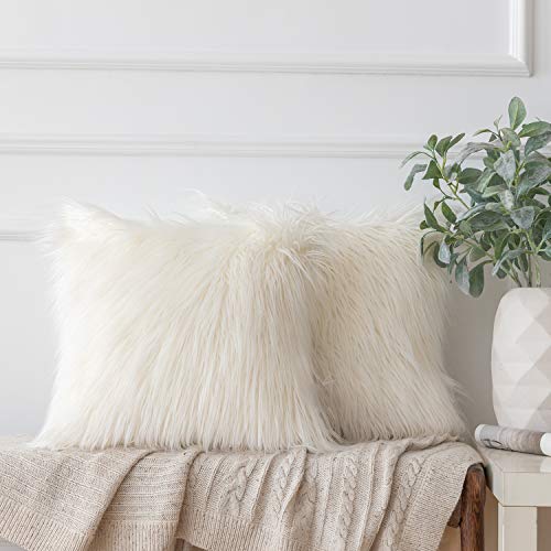 Ashler HOME DECO 2 Stück Dekorative Luxus Stil Beige-Weiß Faux Fur Throw Pillow Fall Kissenbezug 50x50cm von Ashler Home Deco