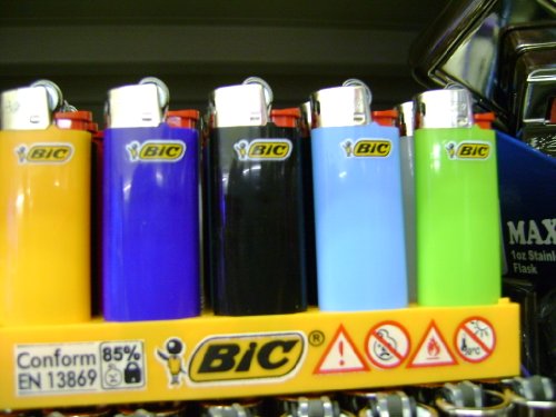 5 Mini Bic Feuerzeuge nachfüllbar von BIC