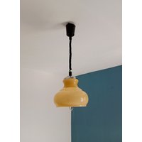 Mid Century Gelbe Opalglas Pendellampe/Vintage Hängelampe/Space Age Leuchte/Mid Modern Leuchte/Mcm Deckenlampe/70Er Jahre Leuchte von BMvintageArt