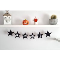 Boo Girlande Black Star Halloween Glow in The Dark Dekoration Geister Kamingirlande Geistergirlande von BettyHomeDecor