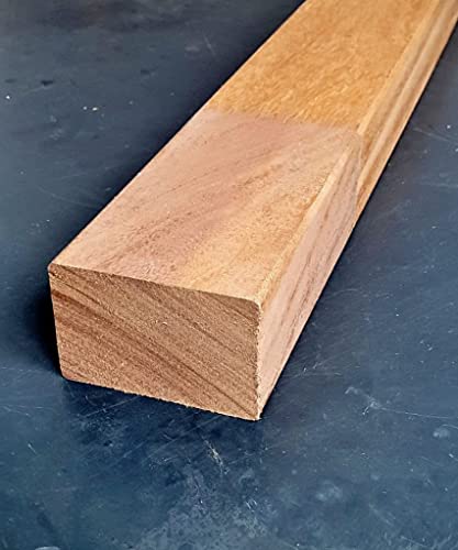 Garapa-Konstruktionsholz von BioMaderas, FSC 100% 45mm Stärke, 70mm Breite, keilgezinkt Garapa-Konstruktionsholz von BioMaderas, FSC 100% 45mm Stärke, 70mm Breite, keilgezinkt von BioMaderas