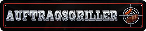 WOGEKA ART Retro Blechschild - Auftragsgriller Grillen Grill-Party - witziger Spruch Geschenk-Idee Geburtstag Weihnachten Deko 46x10 cm Vintage-Design Straßenschild Metall STR236 von WOGEKA ART