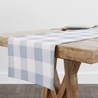 Blauer Tischläufer Für Esstisch, Hellblaues Kariertes Küchendekor, Neues Haus Housewarminggeschenk, Hochzeitsfeier & Babypartyläufer von BlueHavenDecor