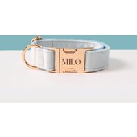 Hellblaues Hundehalsband Und Leine Schleife Hundegeschenk, Samt Personalisiertes Mit Namen, Individuelles Jungen-Welpen-Halsband Für Mädchen-Hund von Bobocollar