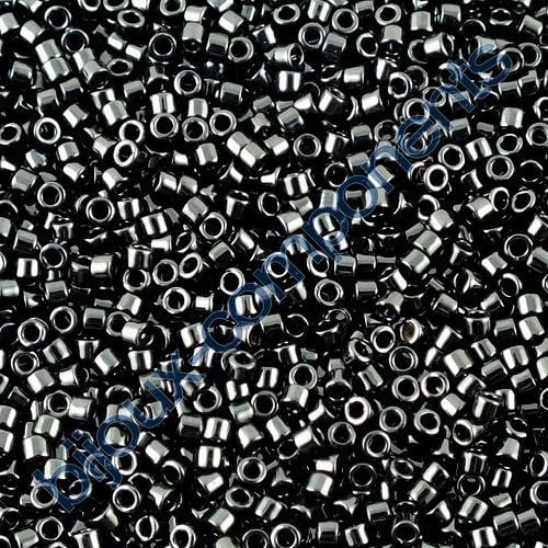1 g Miyuki DELICA Seed Beads Rocailles, size 11/0, Black (# DB0010), Japan, Glass von Bohemia Crystal Valley