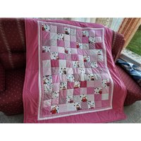 Kuschelige Unikat Patchworkdecke/Quilt Aus Designer Qualitätsstoffen, Farblich Liebevoll Abgestimmt, Fein Abgesteppt von BunteFlickenecke