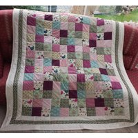 Übergröße Hochwertige Unikat Katzenquilt Aus Designer Qualitätsstoffen Farblich Liebevoll Abgestimmt, Fein Abgesteppt von BunteFlickenecke