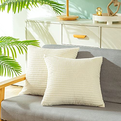 CaliTime Kissenbezüge Kissenhülle 2er-Pack Bequeme Kissenbezüge für Couch, Schlafsofa, bequem, superweich, Kordsamt, Maisstreifen, beide Seiten, 50 cm x 50 cm, Creme von CaliTime