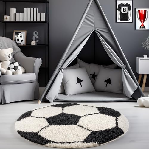 Carpetsale24 Hochflor Kinderteppich Bälle Fußball Form Schwarz und Weiß 100 cm Rund - Runder Teppich Kinderzimmer Langflor Babyteppich Spielteppich für Junge und Mädchen Extra Weich und Antiallergen von Carpetsale24