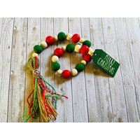 Frohe Weihnachten Holz Girlande - Weihnachtsgirlande Weihnachtsdekor Tiered Tablett Kaminsims Dekor Herzstück von ClementsCollections