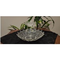 Federal Glass Petal Chip N Dip Set Atomares Design Retro-Bowls von CottageChicCanada