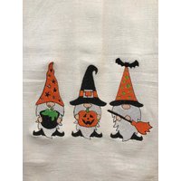 Halloween Wichtel Bestickt Mehlsack Handtuch | Küchenhandtuch Süßes Jack O Windlicht von CraftDivaCreations