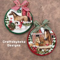 Weihnachtsornamente/Set 2 Ornamente Weihnachten Hängende Bauernhaus Pferd Stoff von CraftsbyBeba